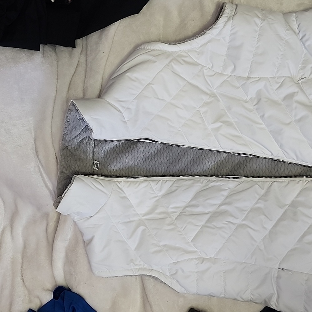 Free Country Women's Light Gray Quilted Vest